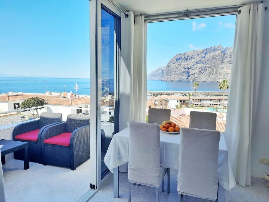 Amazing View Los Gigantes & La Gomera Apartment Acantilado de los Gigantes Exterior photo