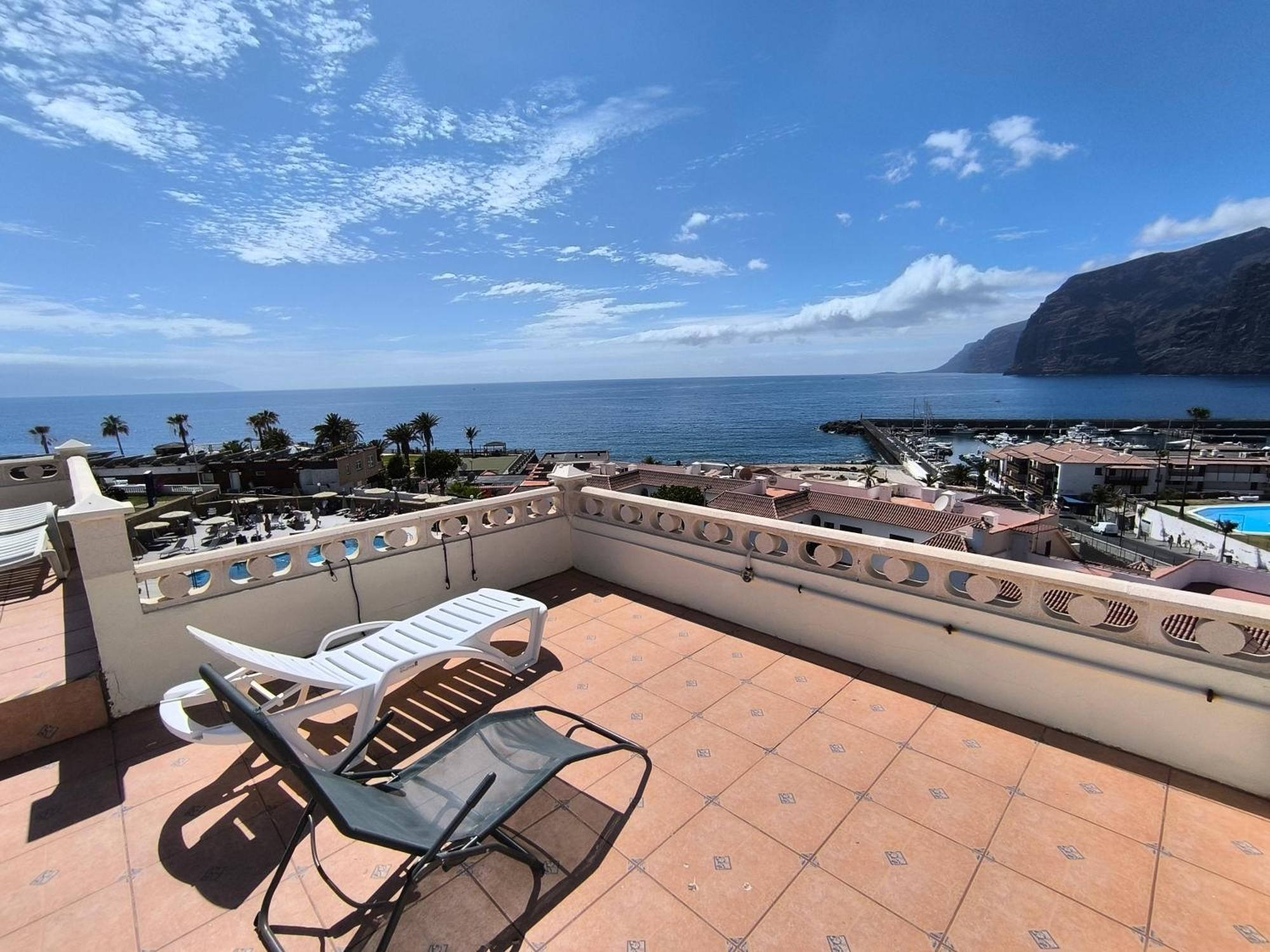 Amazing View Los Gigantes & La Gomera Apartment Acantilado de los Gigantes Exterior photo